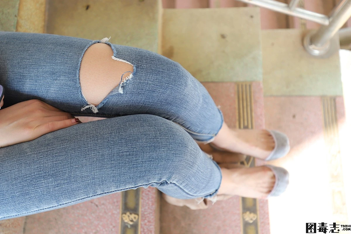 [大西瓜爱牙膏] 牛仔裤肉丝-光影社区
