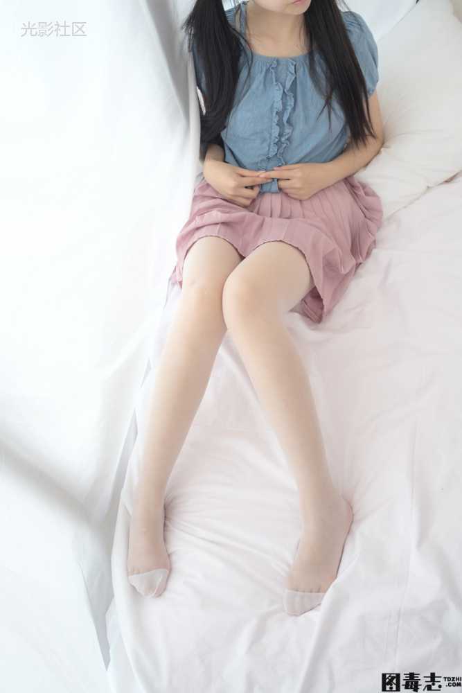 [森萝财团] X-019 肉丝换白丝-光影社区