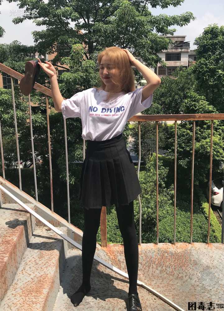 [最爱帆布鞋] 045-光影社区