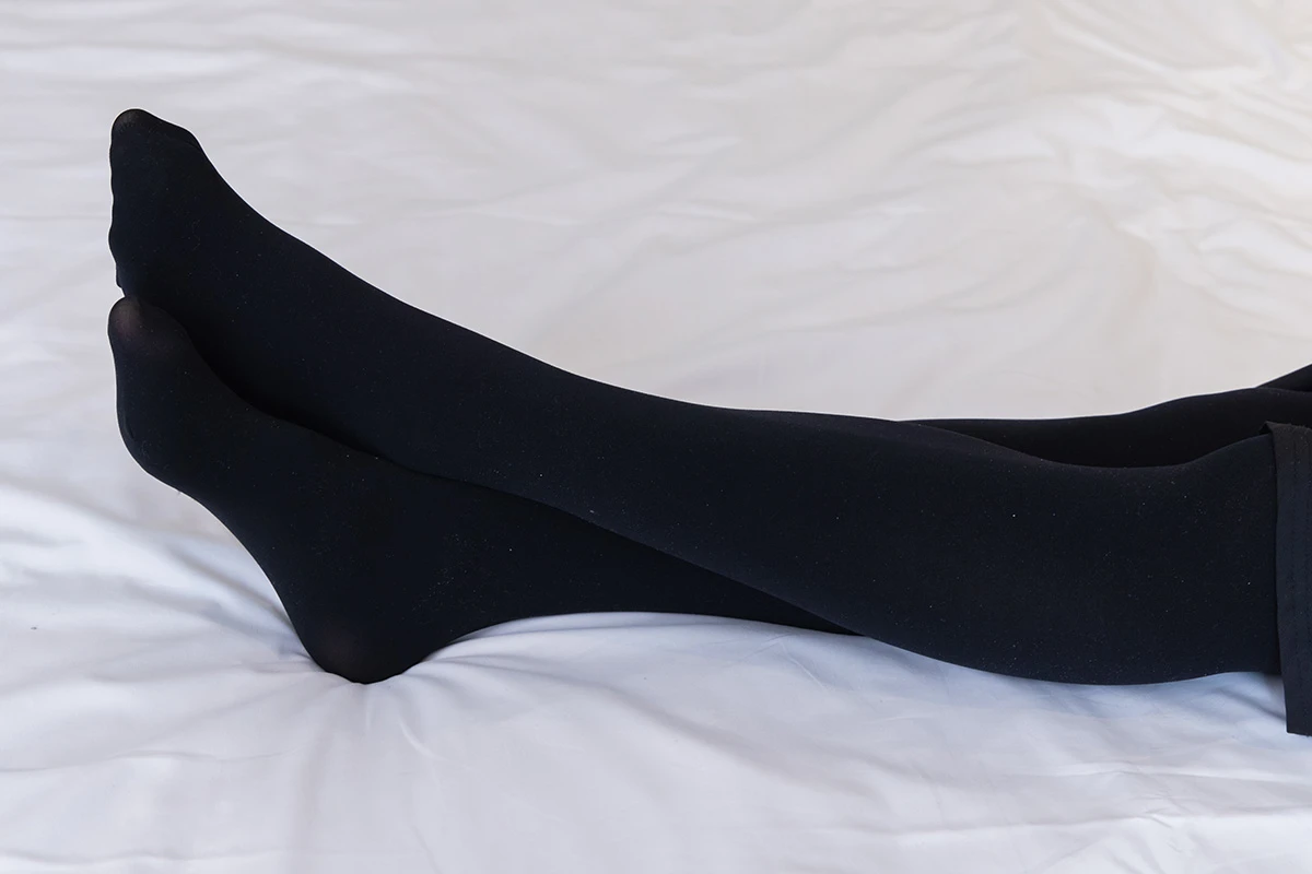 [BoBoSocks袜啵啵] No.378 奶油-短靴、运动鞋、厚黑丝、厚灰丝-光影社区