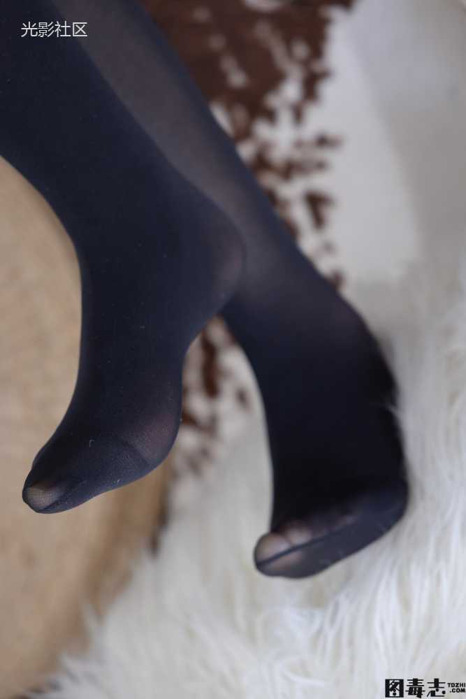 [BoBoSocks袜啵啵] No.029 小甜豆-平底鞋、厚黑丝、厚肉丝、踩饼干-光影社区