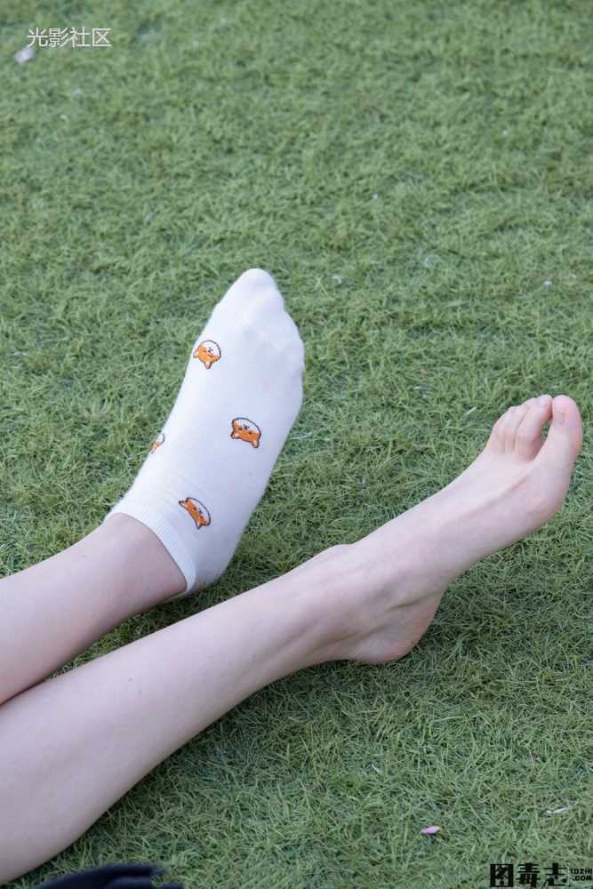 [BoBoSocks袜啵啵] No.010 小甜豆-马丁靴、白色短棉袜、裸足-光影社区