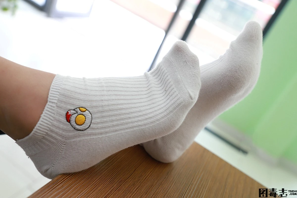 [誉铭传媒] 袜足摄影 2020年第29期作品-光影社区