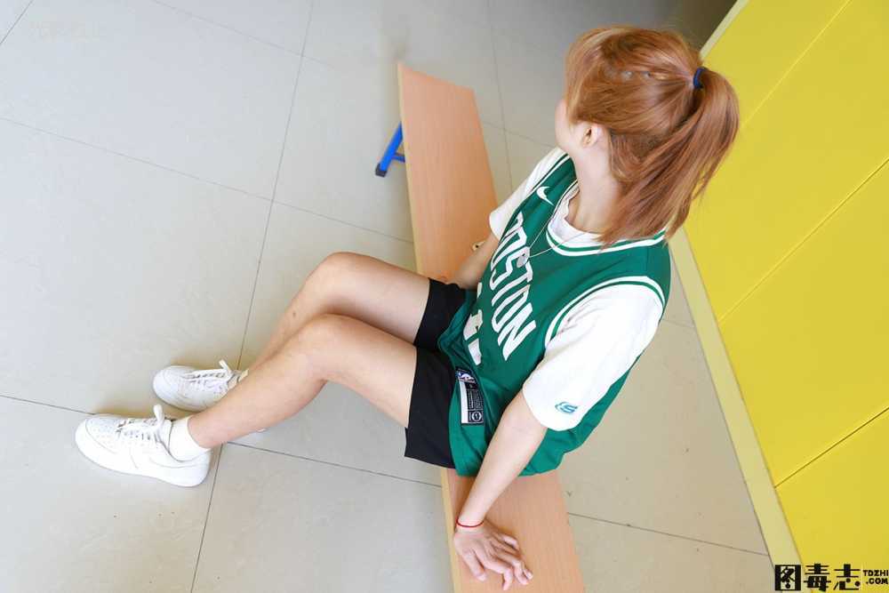 [誉铭传媒]袜足摄影 2021第18期-光影社区