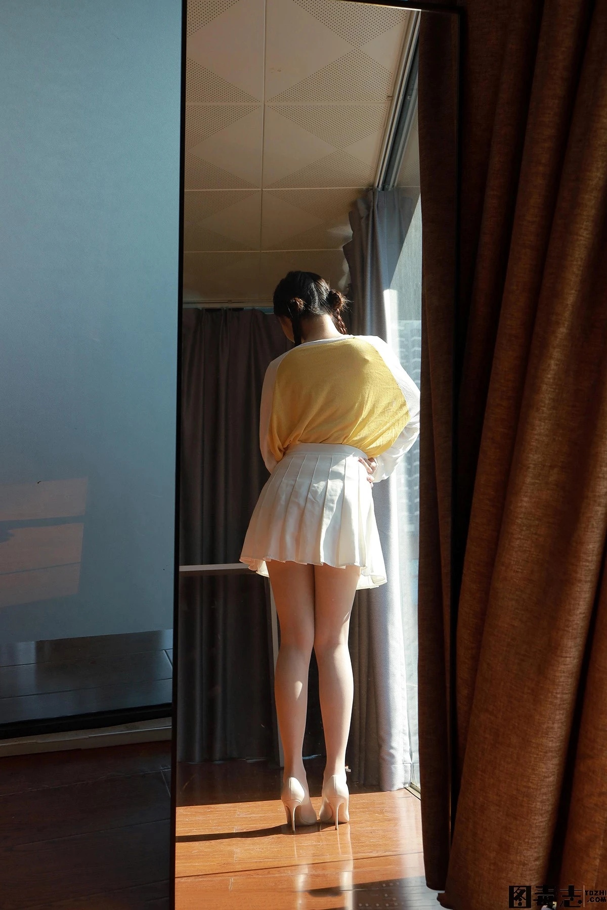 [IESS异思趣向] 模特：小婕《俏皮麻花辫》-光影社区