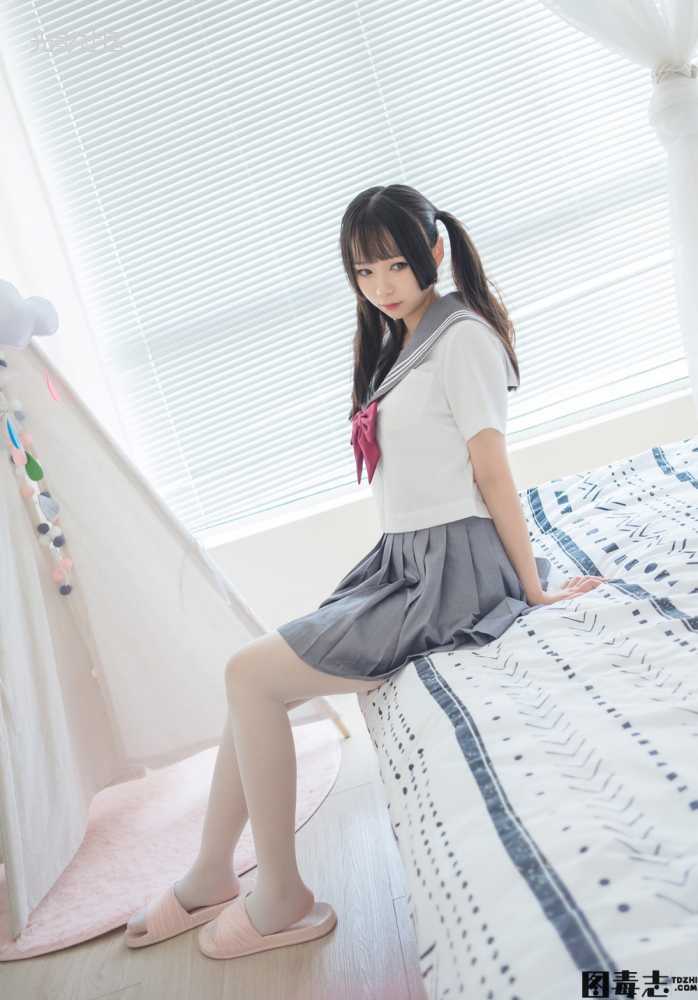 [轻兰映画] Grand.018 半度度度喵 白丝水手裙-光影社区