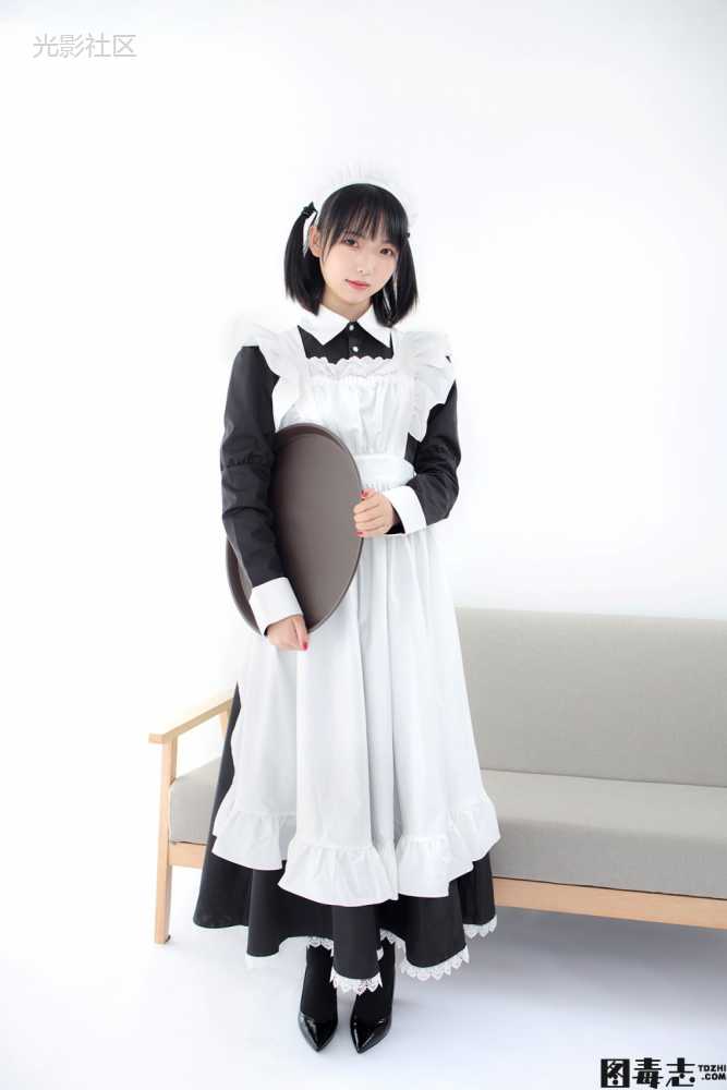 [森萝财团] JKFUN-029 卉子 80D黑丝 踩物女仆-光影社区