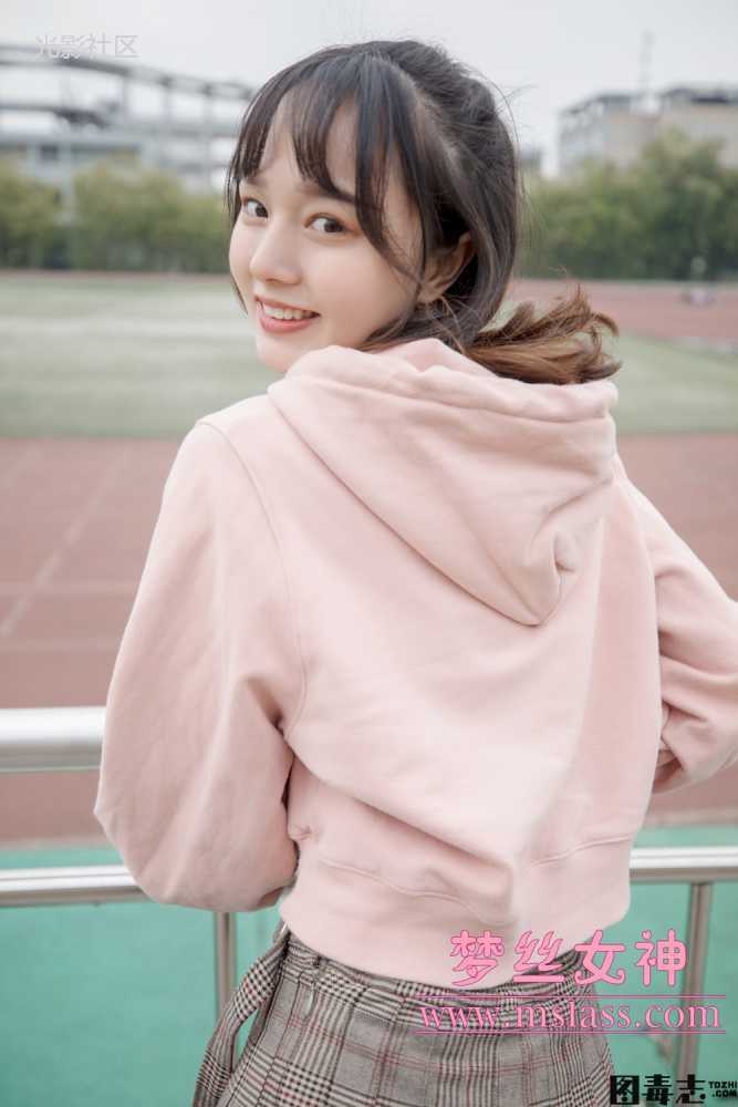 [MSLASS梦丝女神] 2019.04.23 玥玥《操场的校花小甜心》-光影社区