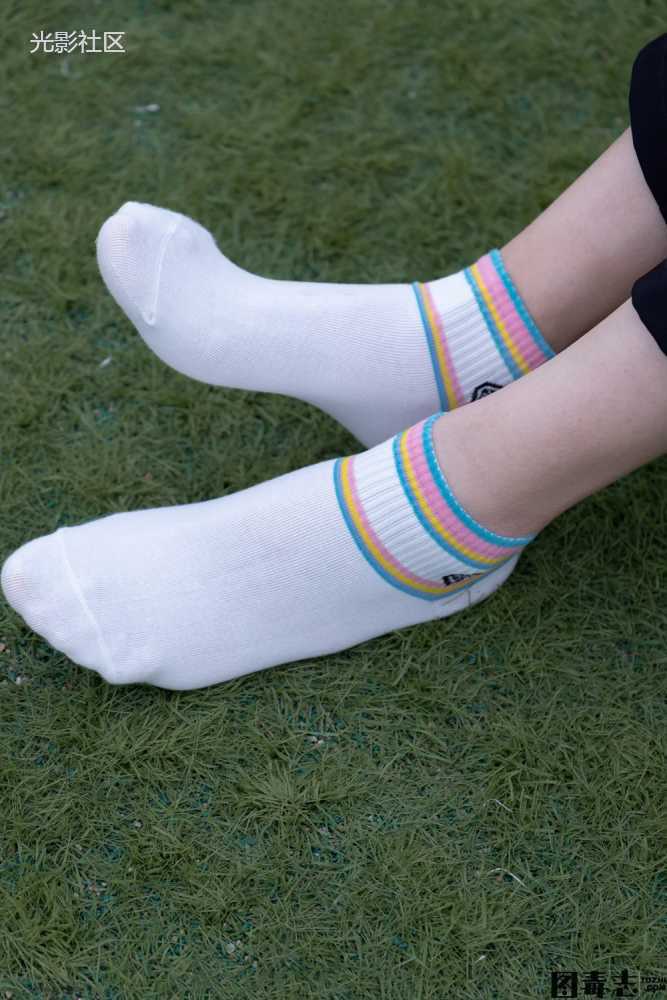 [BoBoSocks袜啵啵] No.021 泡芙-板鞋、白棉袜、裸足-光影社区