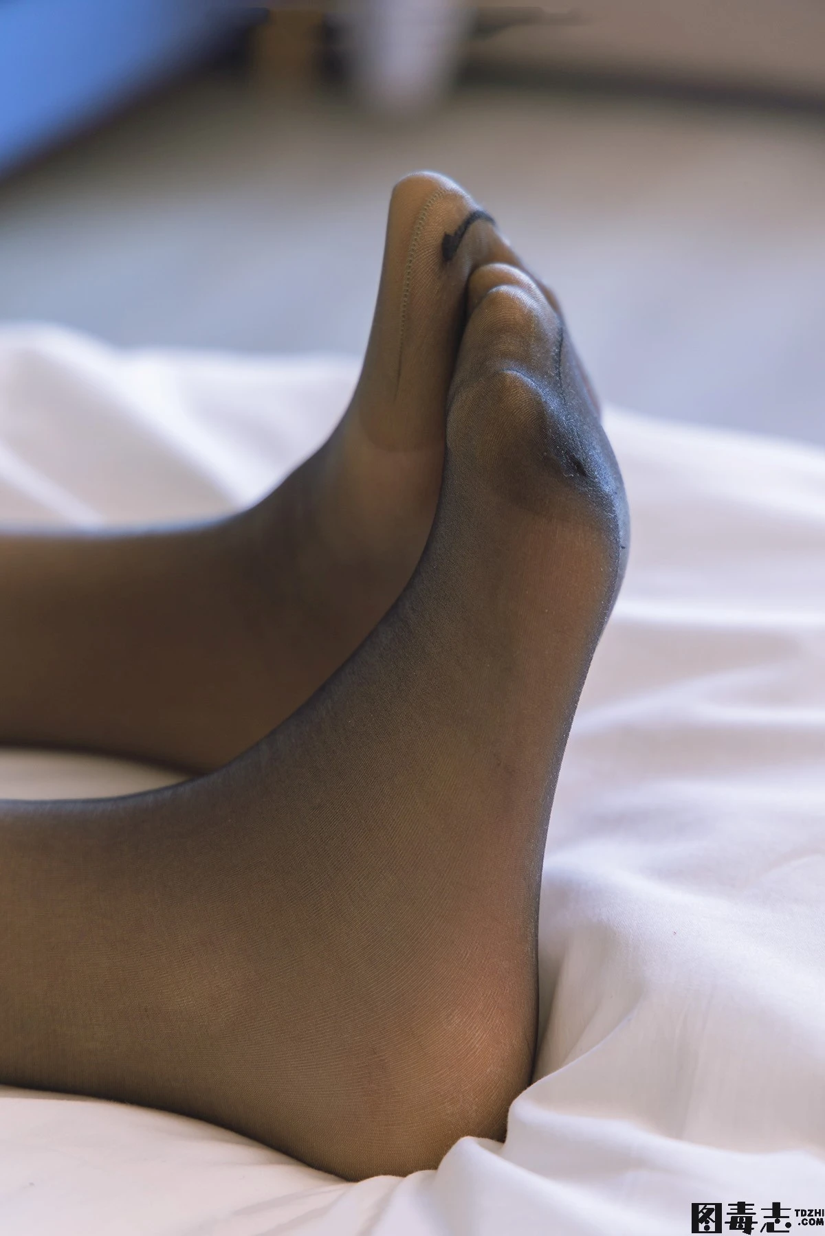 [BoBoSocks袜啵啵] No.293 小甜豆-两双高跟鞋、两双丝袜叠穿、jk制服-光影社区