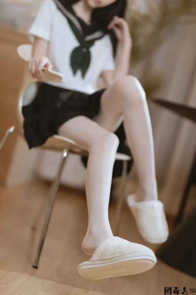 图片[2]-[许岚LAN(叁月life)] 白丝水手服-光影社区