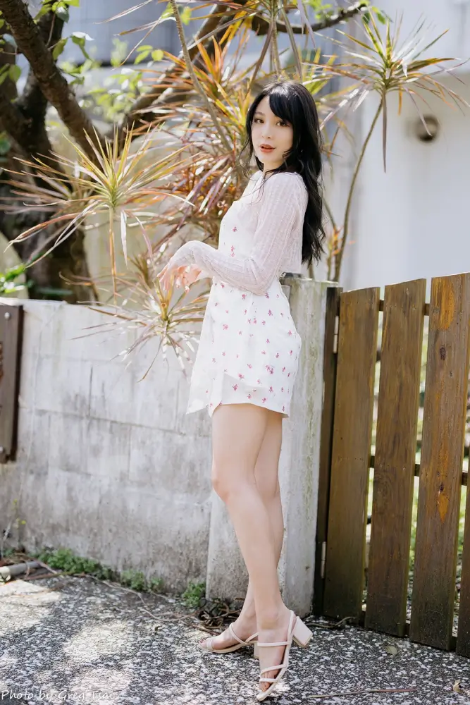 [Ashley] 碎花连衣裙-光影社区