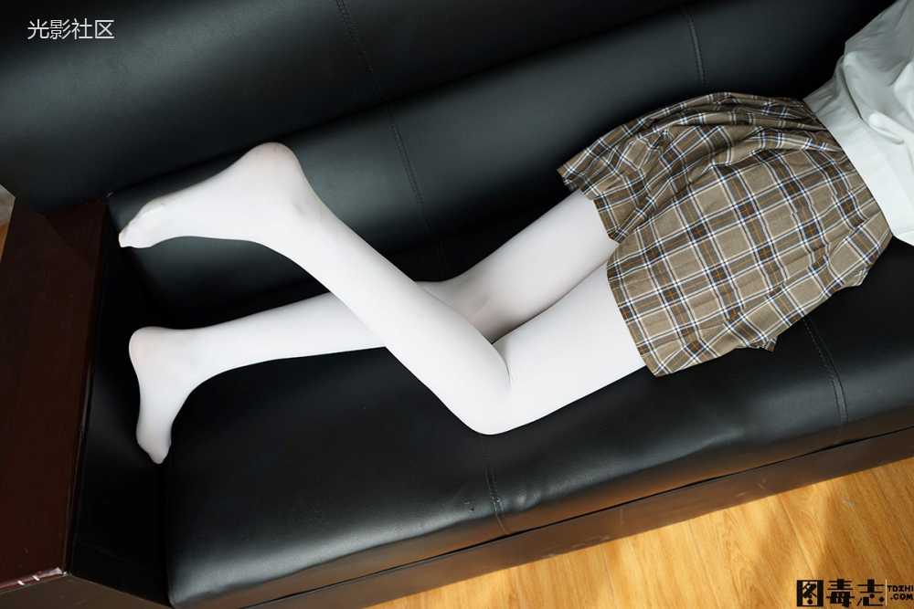 [森萝财团] BETA-021 白丝格子裙-光影社区