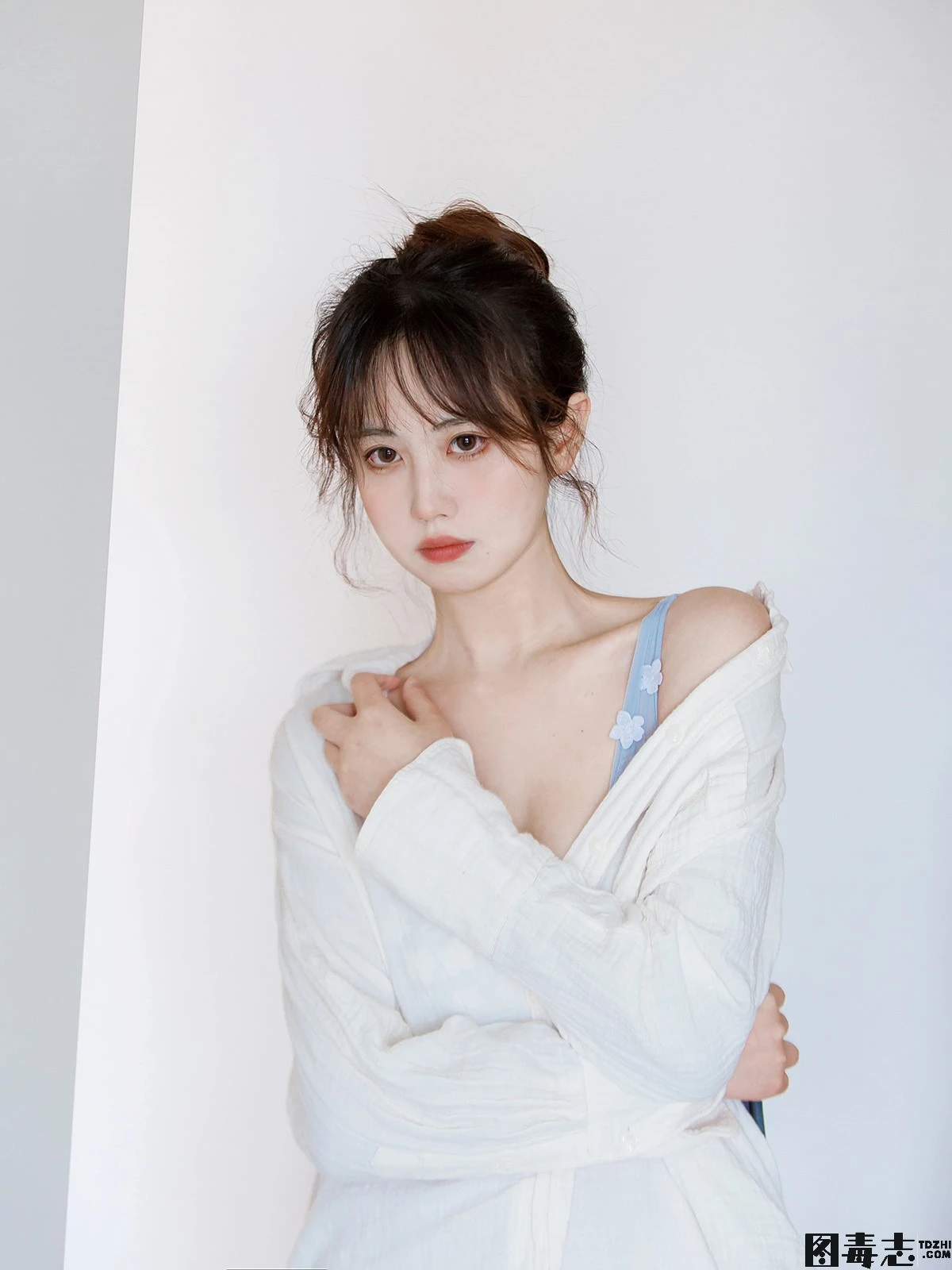 [念雪ww] NO.32 居家蓝色-光影社区